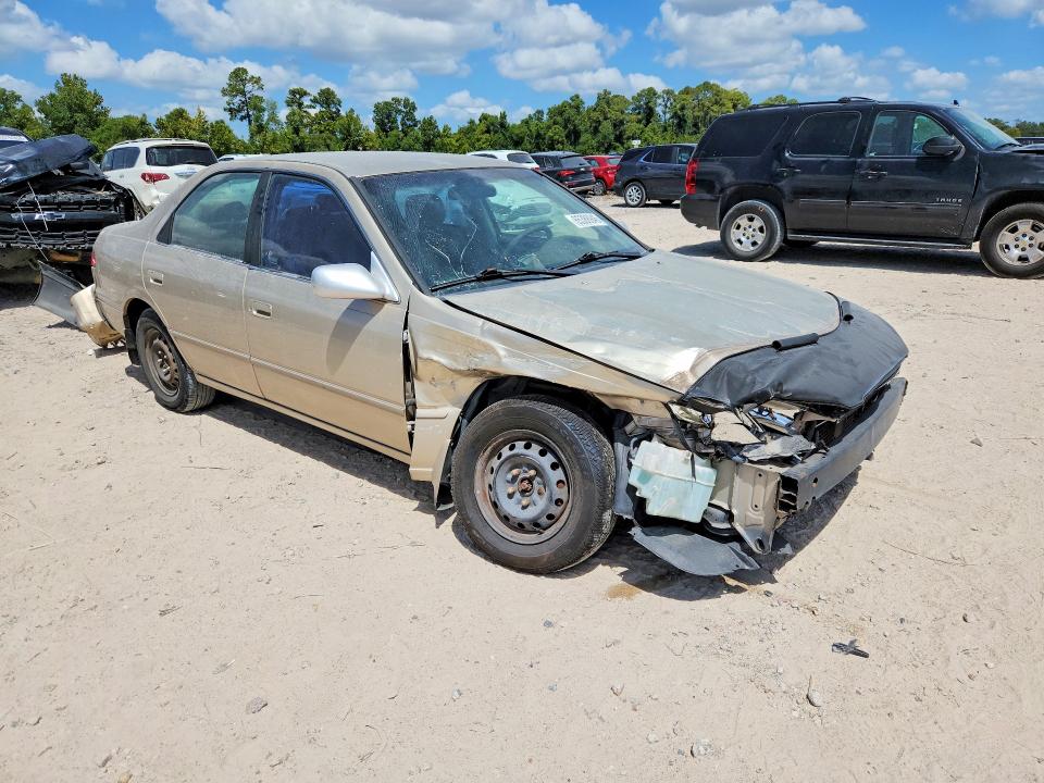 65388946 :رقم المزاد ، JT2BG22K8W0168856 vin ، 1998 Toyota Camry مزاد بيع