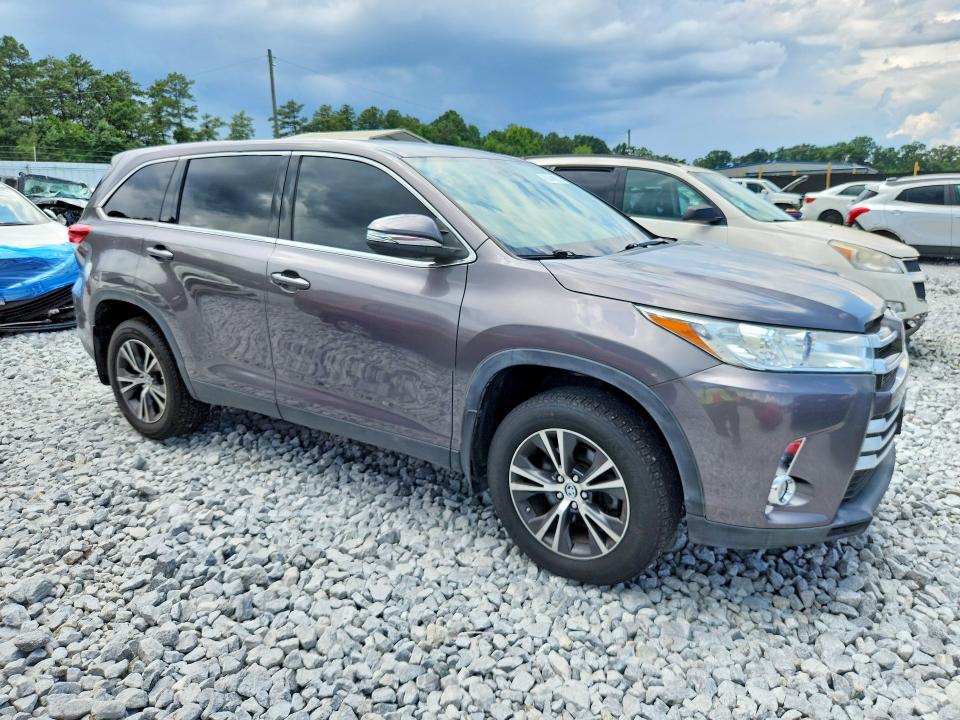 63443916 :رقم المزاد ، 5TDBZRFH6KS970922 vin ، 2019 Toyota Highlander مزاد بيع
