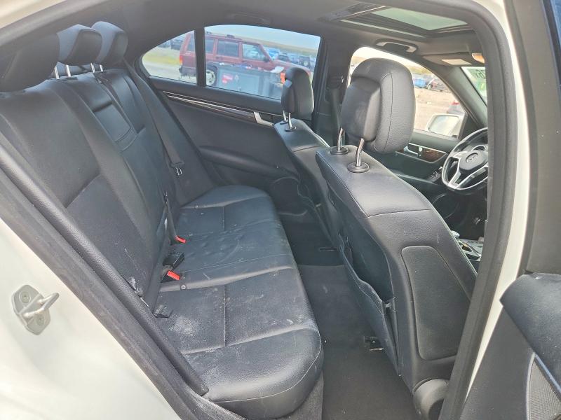 2014 Mercedes-benz C მანქანა იყიდება აუქციონზე, vin: WDDGF4HB9EA960922, აუქციონის ნომერი: 66769076