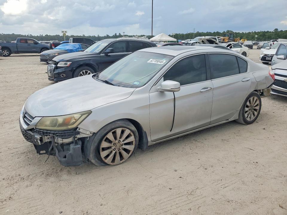 2013 Honda Accord მანქანა იყიდება აუქციონზე, vin: 1HGCR2F85DA033556, აუქციონის ნომერი: 62789846