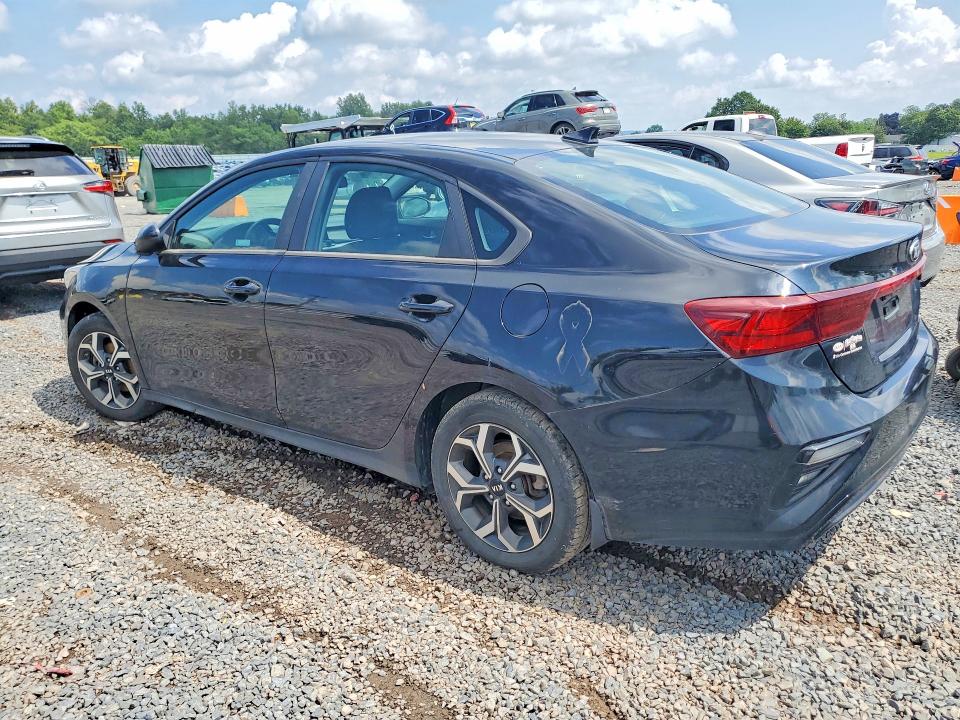 2019 Kia Forte მანქანა იყიდება აუქციონზე, vin: 3KPF24AD0KE087440, აუქციონის ნომერი: 63856816