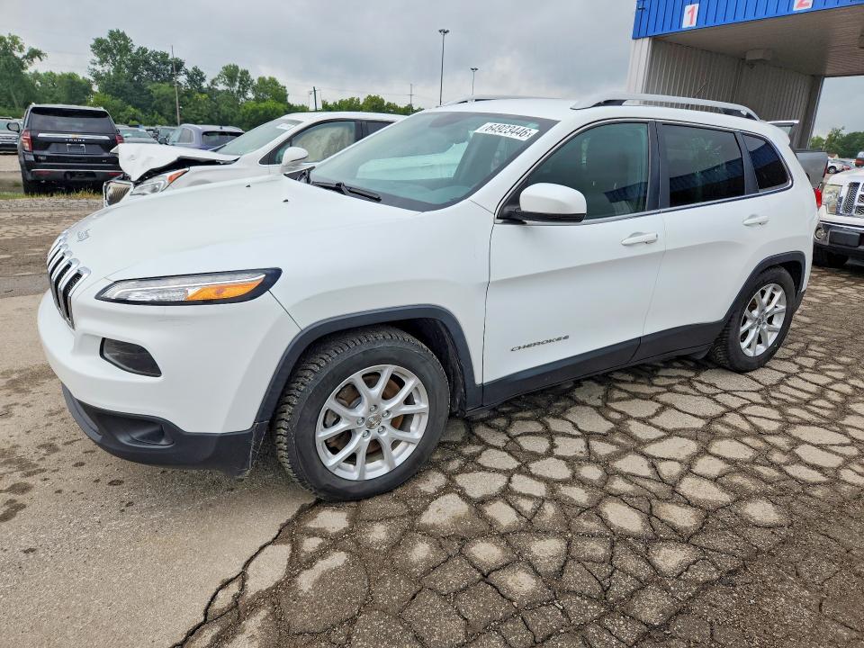 64923446 :رقم المزاد ، 1C4PJLCB1HW549533 vin ، 2017 Jeep Cherokee مزاد بيع