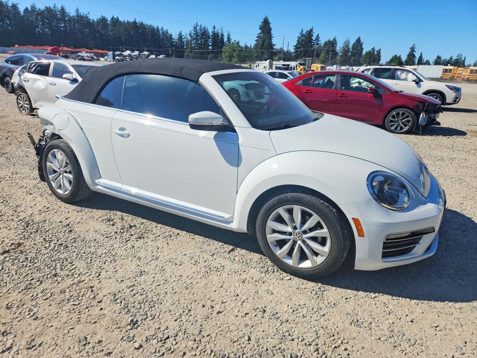 2017 Volkswagen Beetle მანქანა იყიდება აუქციონზე, vin: 3VW517AT6HM821467, აუქციონის ნომერი: 64837486