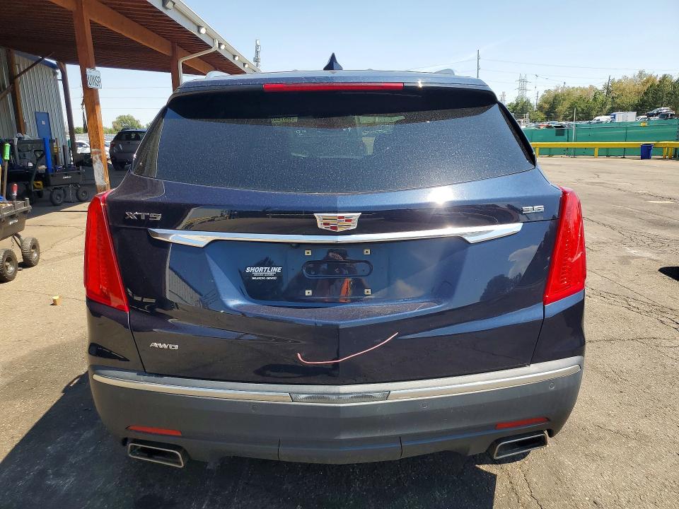 66760606 :رقم المزاد ، 1GYKNDRS2HZ275831 vin ، 2017 Cadillac Xt5 مزاد بيع
