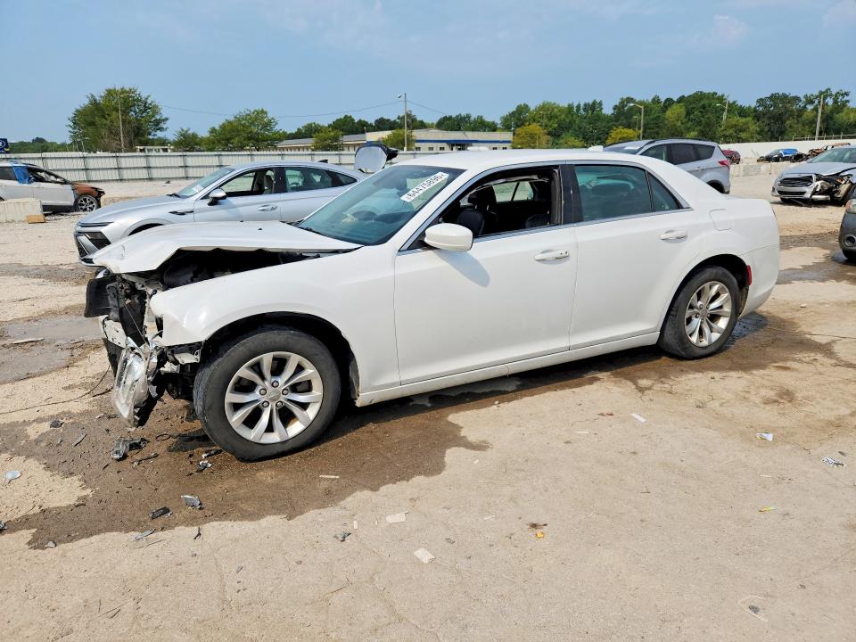 2015 Chrysler 300 მანქანა იყიდება აუქციონზე, vin: 2C3CCAAG5FH818452, აუქციონის ნომერი: 64475896