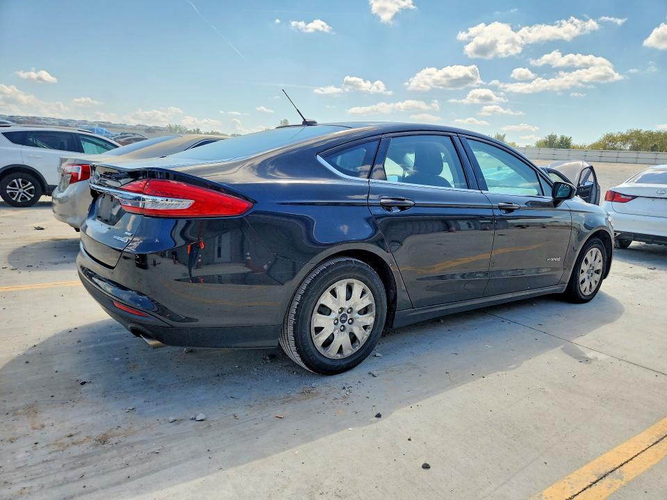 Aukcja sprzedaży 2017 Ford Fusion, vin: 3FA6P0LU2HR230130, numer aukcji: 66925796