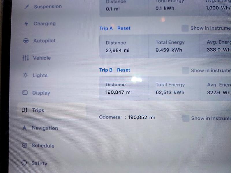 63131826 :رقم المزاد ، 5YJSA1E24LF359444 vin ، 2020 Tesla Model S مزاد بيع