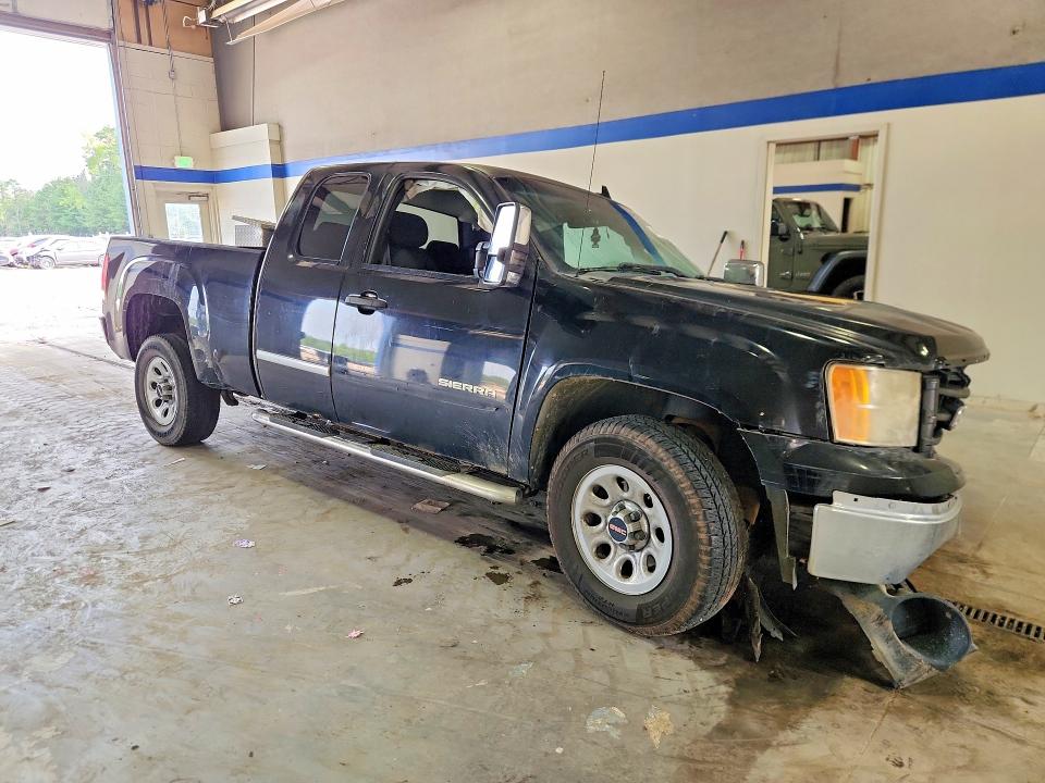 64494236 :رقم المزاد ، 1GTR1UEA0BZ401804 vin ، 2011 Gmc Sierra مزاد بيع