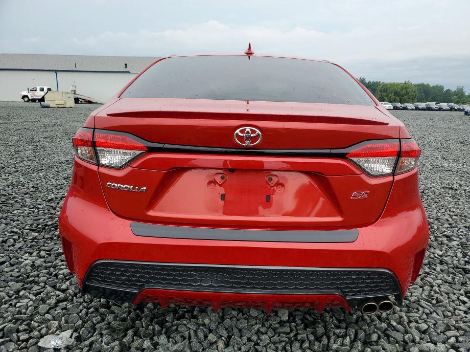 64462386 :رقم المزاد ، 5YFS4MCE7MP076130 vin ، 2021 Toyota Corolla مزاد بيع