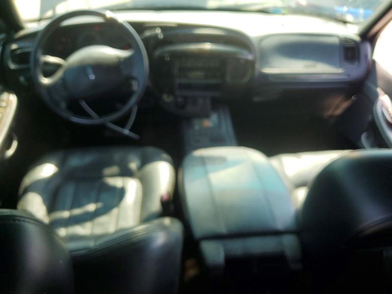 61601716 :رقم المزاد ، 5LTEW05A92KJ02813 vin ، 2002 Lincoln Blackwood مزاد بيع