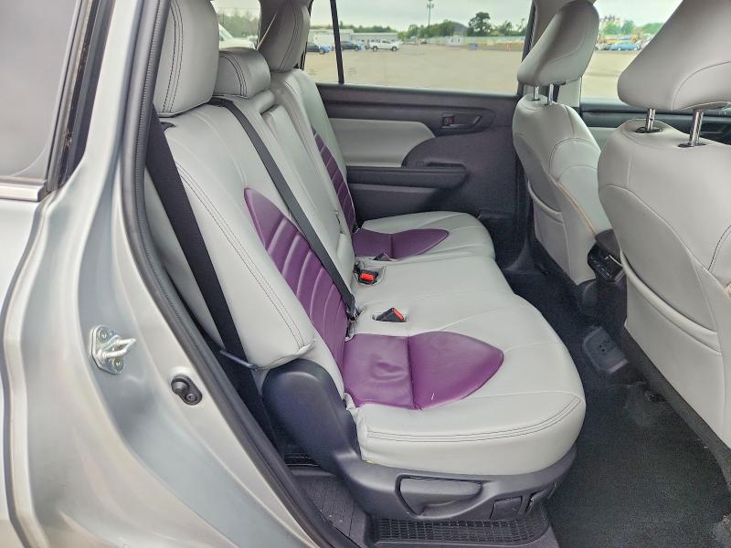 Aukcja sprzedaży 2022 Toyota Highlander, vin: 5TDBBRCH8NS559812, numer aukcji: 64067516