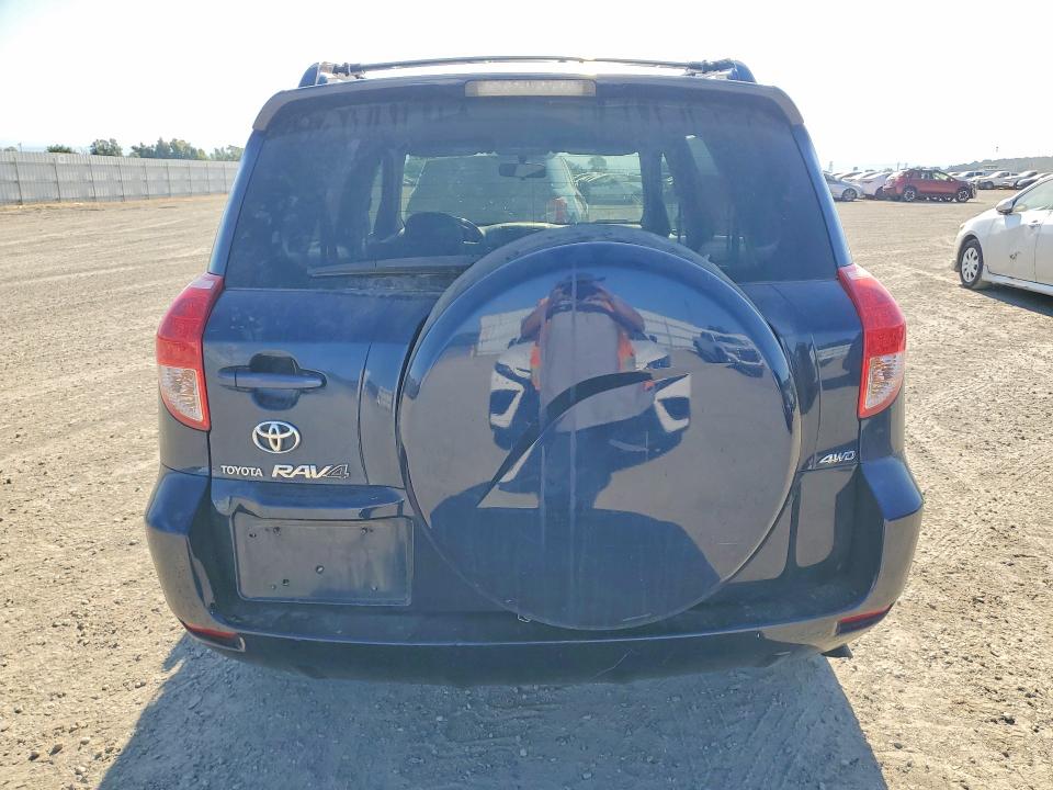 2006 Toyota Rav4 მანქანა იყიდება აუქციონზე, vin: JTMBK34V865011818, აუქციონის ნომერი: 62437546