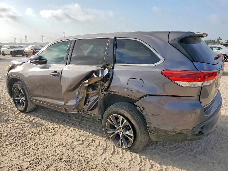 Продажа на аукционе авто 2018 Toyota Highlander, vin: 5TDZZRFH8JS245917, номер лота: 63766696