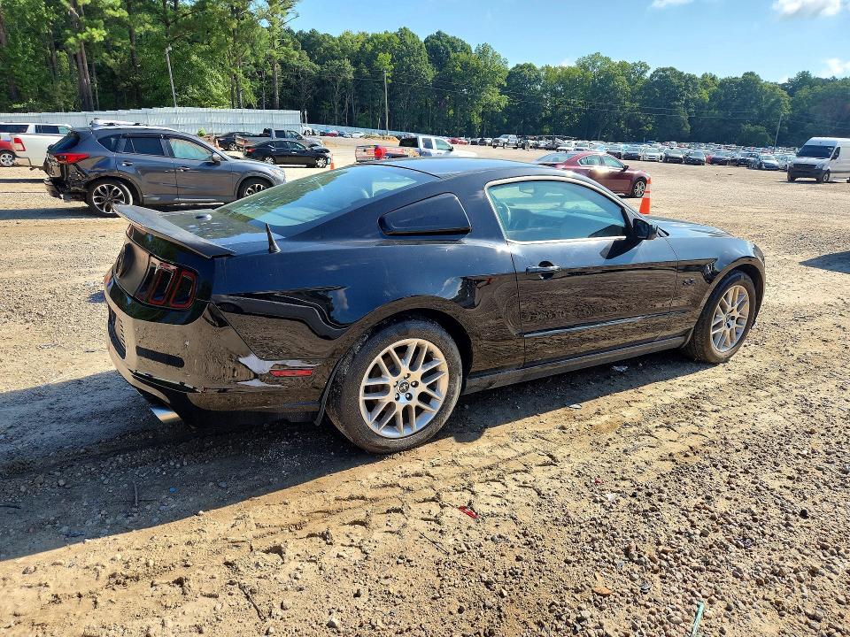 2014 Ford Mustang მანქანა იყიდება აუქციონზე, vin: 1ZVBP8AM7E5214172, აუქციონის ნომერი: 63996906