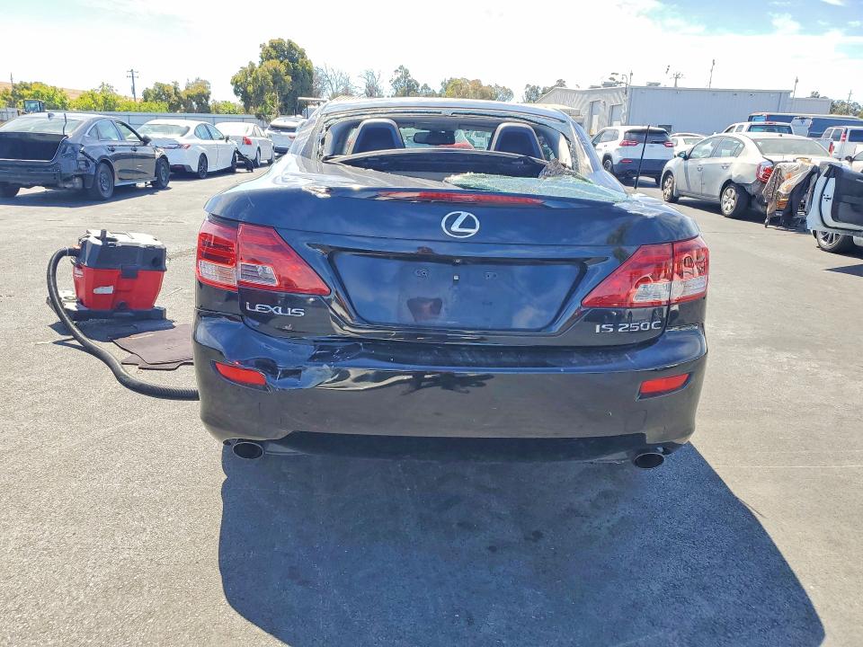 2010 Lexus Is 250c მანქანა იყიდება აუქციონზე, vin: JTHFF2C22A2511702, აუქციონის ნომერი: 65950396