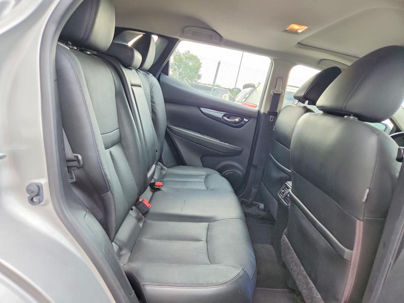 2017 Nissan Rogue Sport მანქანა იყიდება აუქციონზე, vin: JN1BJ1CR8HW130433, აუქციონის ნომერი: 62145476