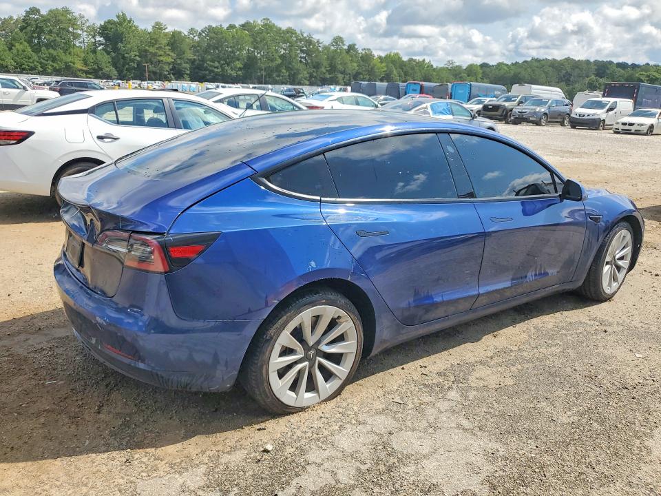 2022 Tesla Model 3 მანქანა იყიდება აუქციონზე, vin: 5YJ3E1EA8NF369879, აუქციონის ნომერი: 63949966