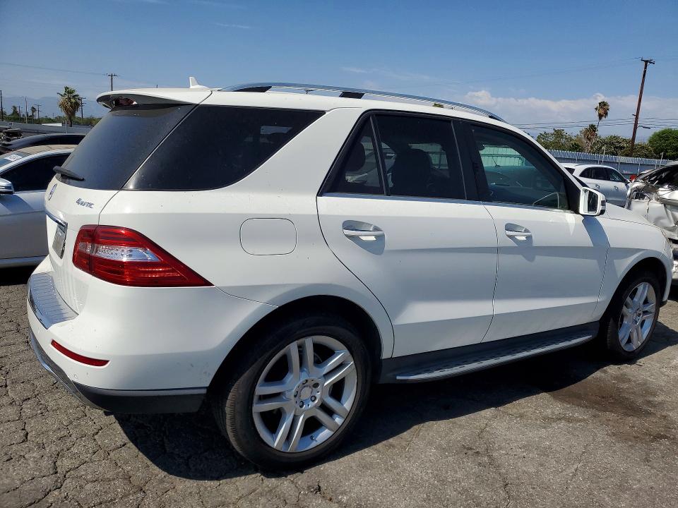 Продажа на аукционе авто 2015 Mercedes-benz Ml, vin: 4JGDA5HB2FA457554, номер лота: 63913066