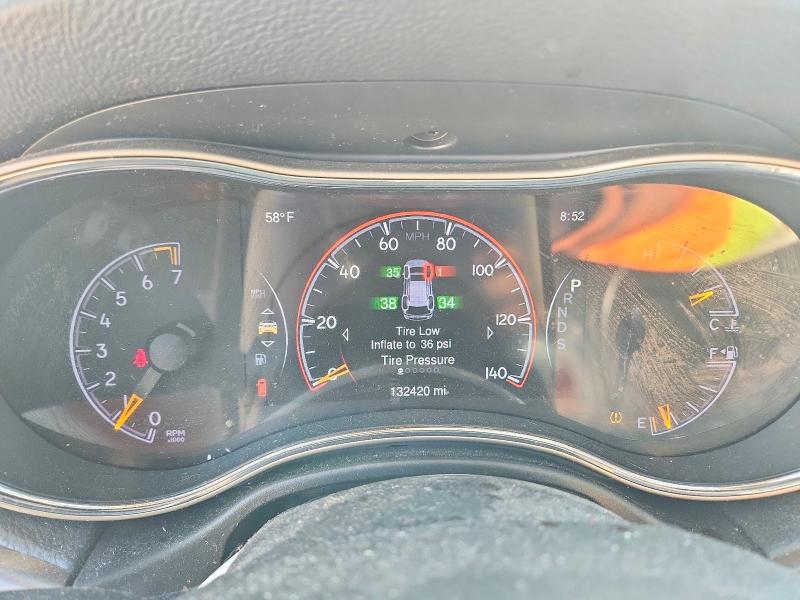 2015 Jeep Grand Cherokee მანქანა იყიდება აუქციონზე, vin: 1C4RJEBG0FC872925, აუქციონის ნომერი: 64389776