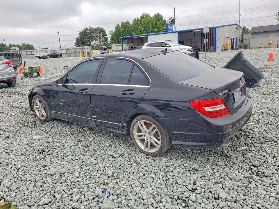 63525726 :رقم المزاد ، WDDGF4HBXDA862321 vin ، 2013 Mercedes-benz C مزاد بيع