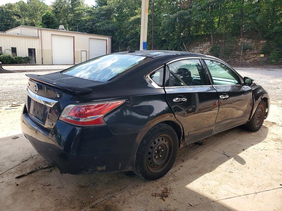 Продаж на аукціоні авто 2015 Nissan Altima, vin: 1N4AL3AP4FN920529, номер лоту: 63776036