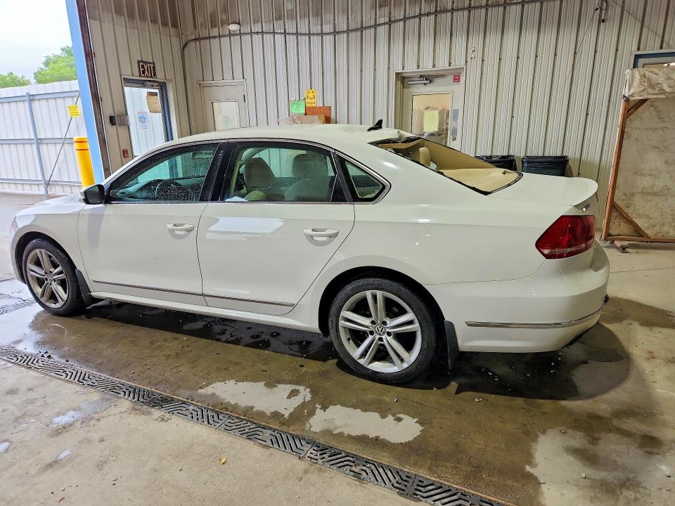 Продажа на аукционе авто 2014 Volkswagen Passat, vin: 1VWCM7A34EC023786, номер лота: 63485036