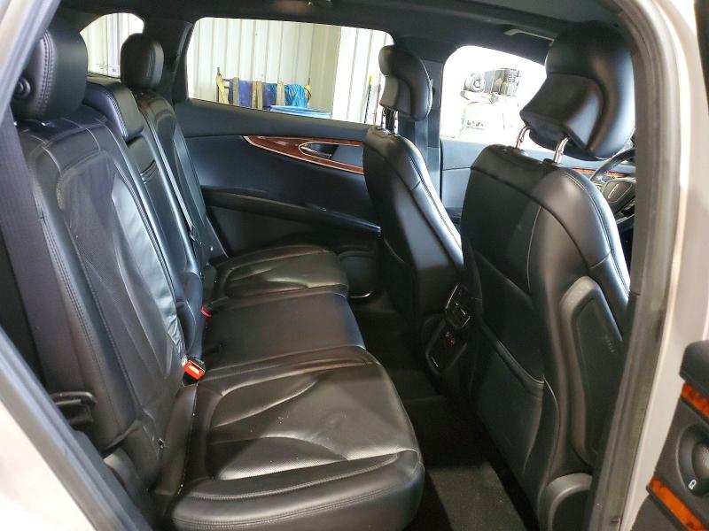 64491206 :رقم المزاد ، 2LMPJ8L99KBL50507 vin ، 2019 Lincoln Nautilus مزاد بيع
