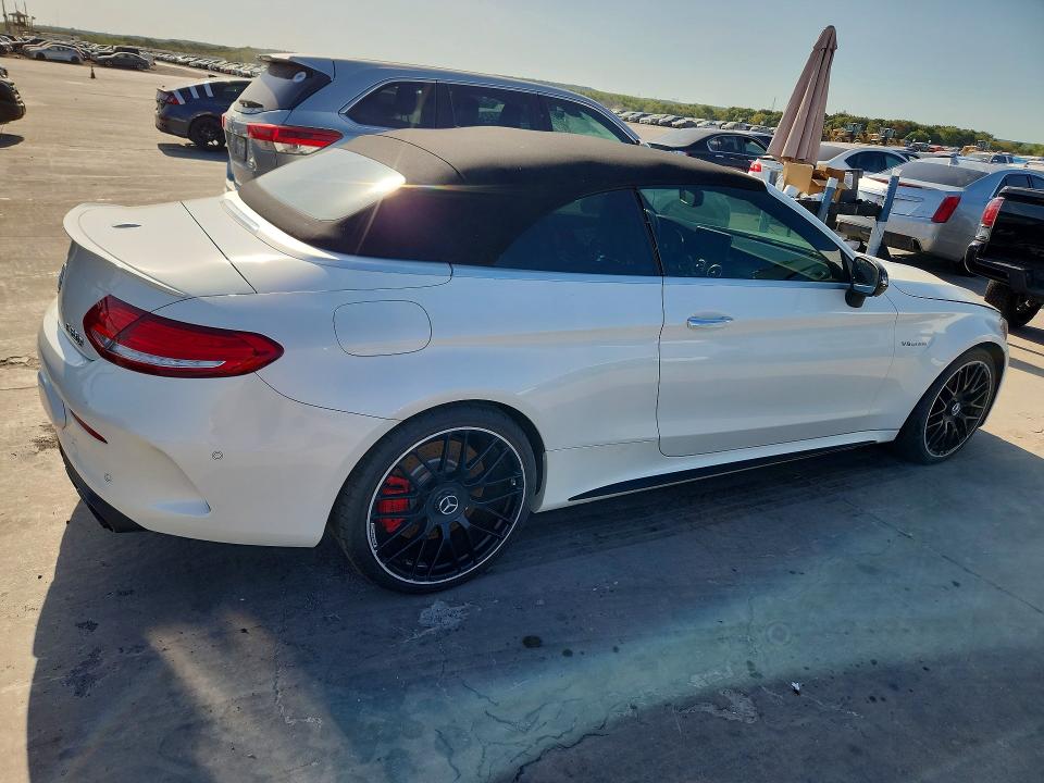 65392466 :رقم المزاد ، WDDWK8HB7HF477094 vin ، 2017 Mercedes-benz C مزاد بيع