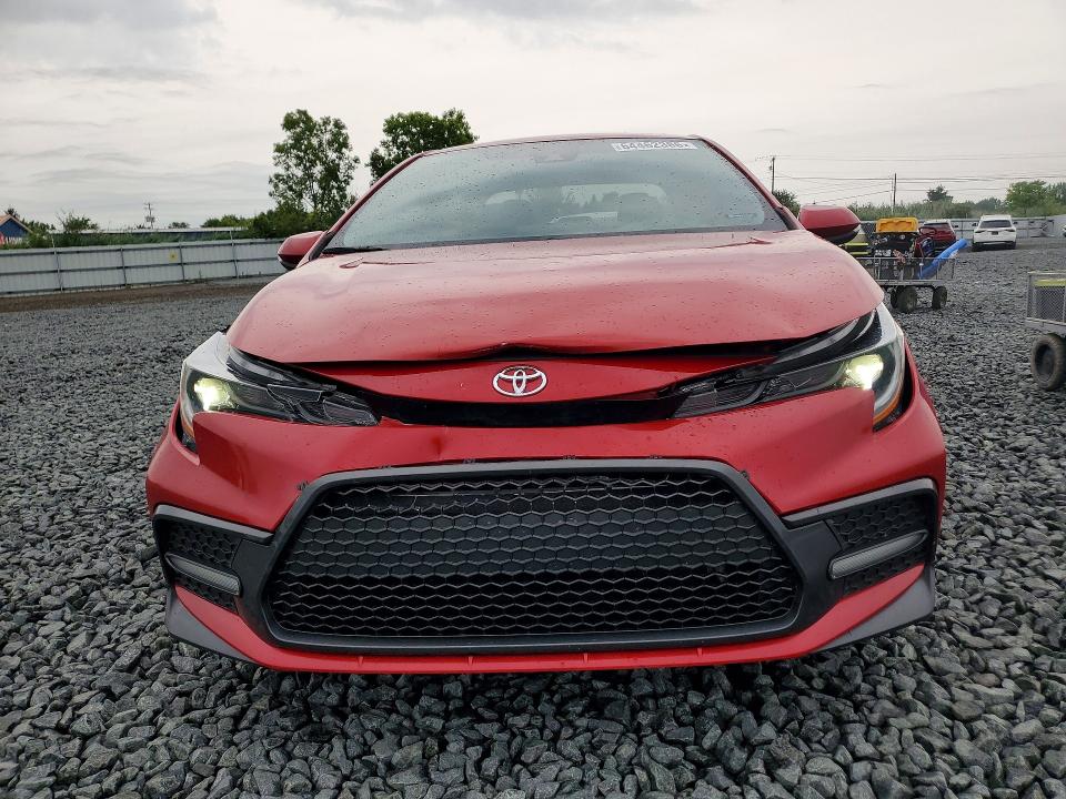 64462386 :رقم المزاد ، 5YFS4MCE7MP076130 vin ، 2021 Toyota Corolla مزاد بيع