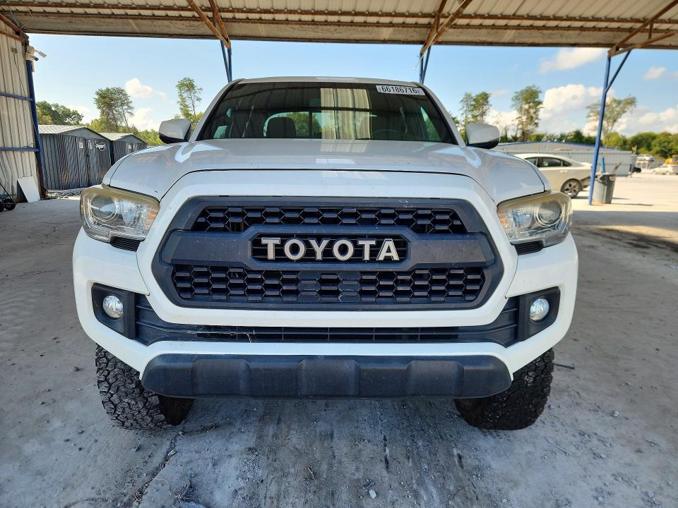 2016 Toyota Tacoma მანქანა იყიდება აუქციონზე, vin: 5TFCZ5AN5GX033667, აუქციონის ნომერი: 66186716
