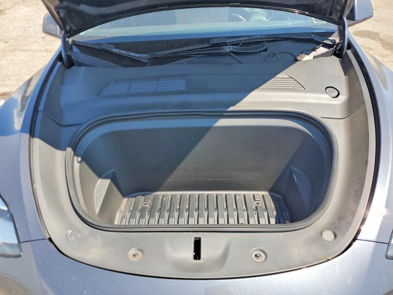64058036 :رقم المزاد ، 5YJYGDEEXMF203821 vin ، 2021 Tesla Model Y مزاد بيع