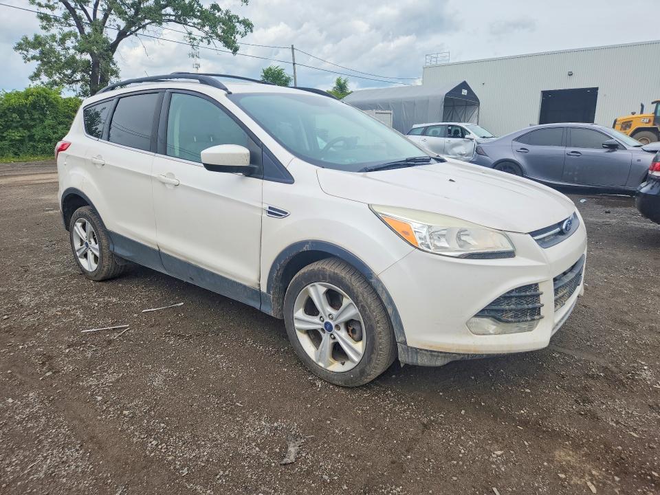 65195436 :رقم المزاد ، 1FMCU9G94FUC49666 vin ، 2015 Ford Escape مزاد بيع