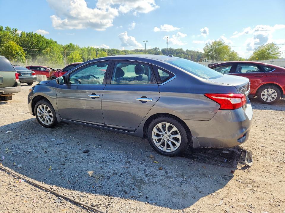 65629816 :رقم المزاد ، 3N1AB7AP0JL622415 vin ، 2018 Nissan Sentra مزاد بيع