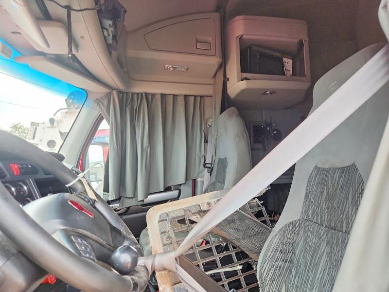 Продажа на аукционе авто 2022 Kenworth T680, vin: 1XKYDP9X8NJ485266, номер лота: 60662486