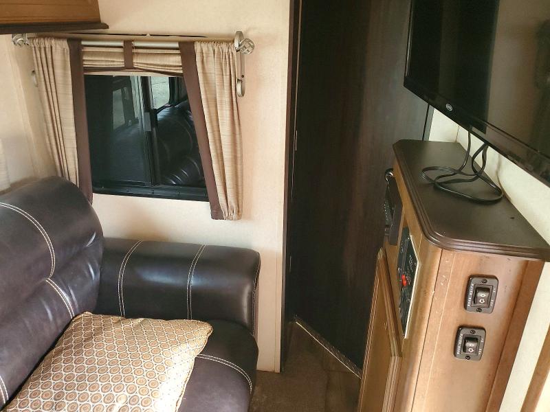 Продажа на аукционе авто 2017 Forest River Hemisphere, vin: 4X4TSBF29HU081302, номер лота: 64493536