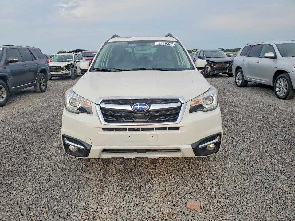 2017 Subaru Forester მანქანა იყიდება აუქციონზე, vin: JF2SJAWC5HH804127, აუქციონის ნომერი: 64676496