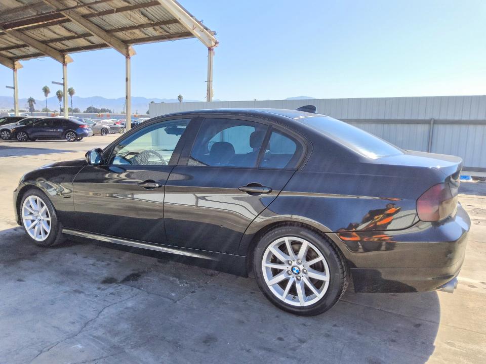 65819466 :رقم المزاد ، WBAPH5G59BNM72545 vin ، 2011 Bmw 328 مزاد بيع