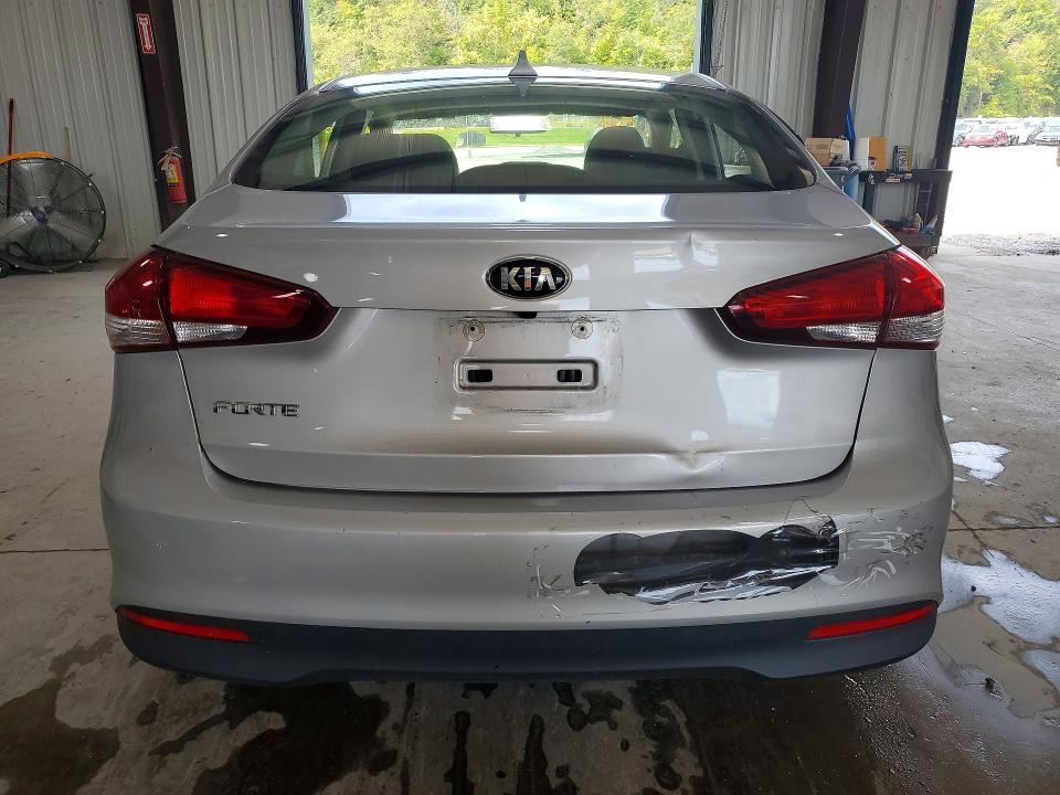 66340186 :رقم المزاد ، 3KPFL4A7XHE063839 vin ، 2017 Kia Forte مزاد بيع