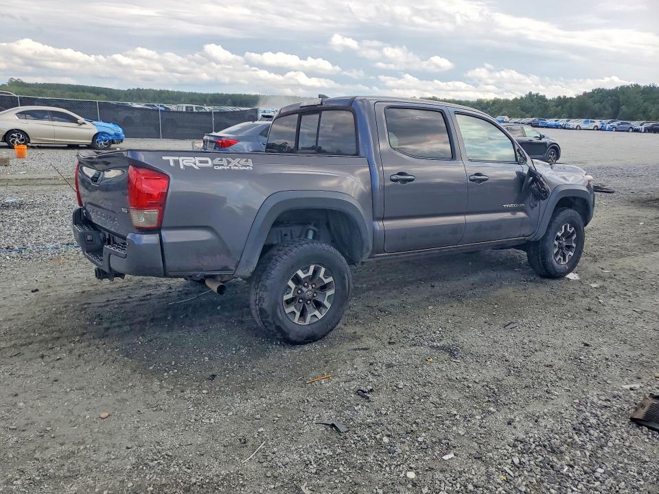 66173776 :رقم المزاد ، 5TFCZ5AN5GX043518 vin ، 2016 Toyota Tacoma مزاد بيع