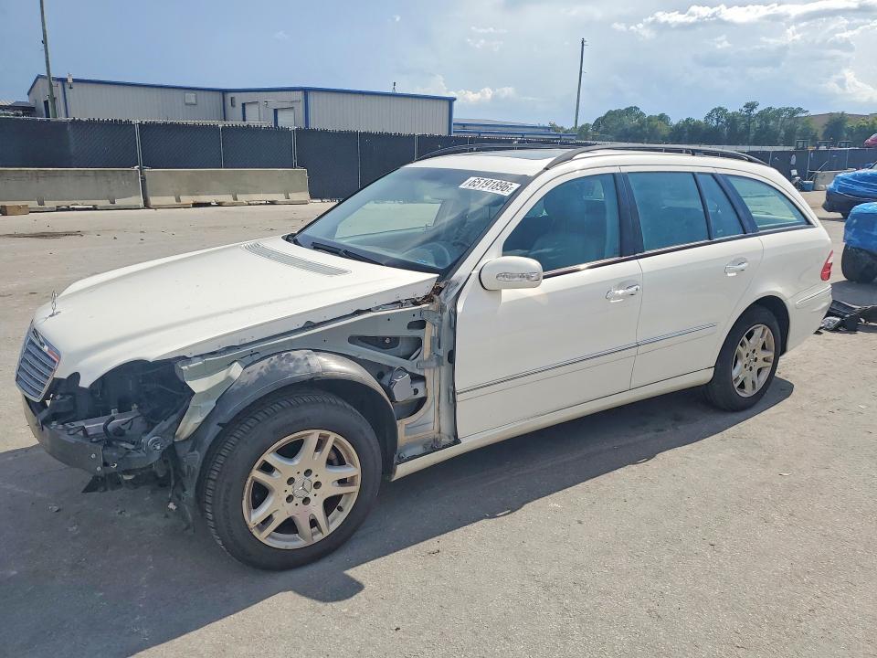 65191896 :رقم المزاد ، WDBUH65J14A544780 vin ، 2004 Mercedes-benz E مزاد بيع