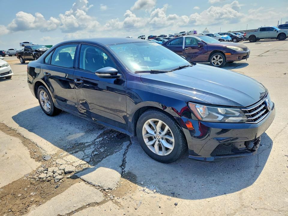Продажа на аукционе авто 2018 Volkswagen Passat, vin: 1VWAA7A30JC024315, номер лота: 66378296