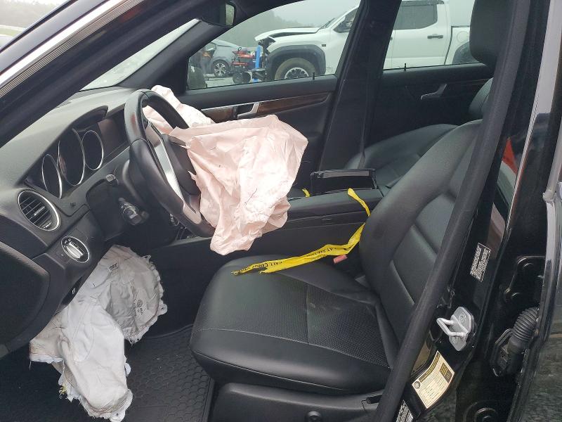 Продаж на аукціоні авто 2012 Mercedes-benz C, vin: WDDGF4HB9CR197931, номер лоту: 62823656