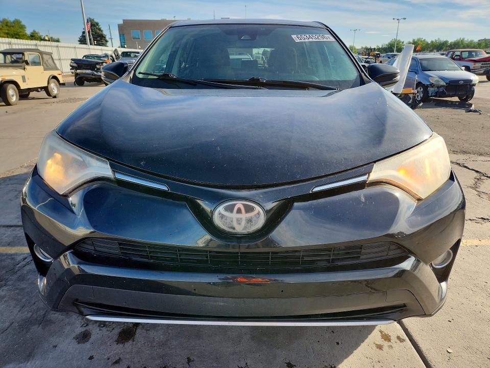 Продаж на аукціоні авто 2018 Toyota Rav4, vin: 2T3RFREV8JW792278, номер лоту: 65345296