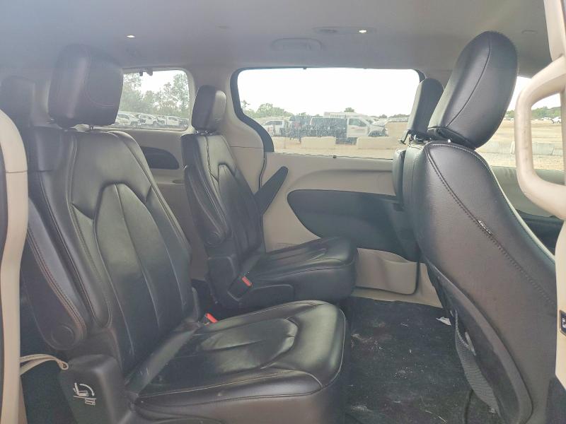 66058436 :رقم المزاد ، 2C4RC1BG4HR543867 vin ، 2017 Chrysler Pacifica مزاد بيع