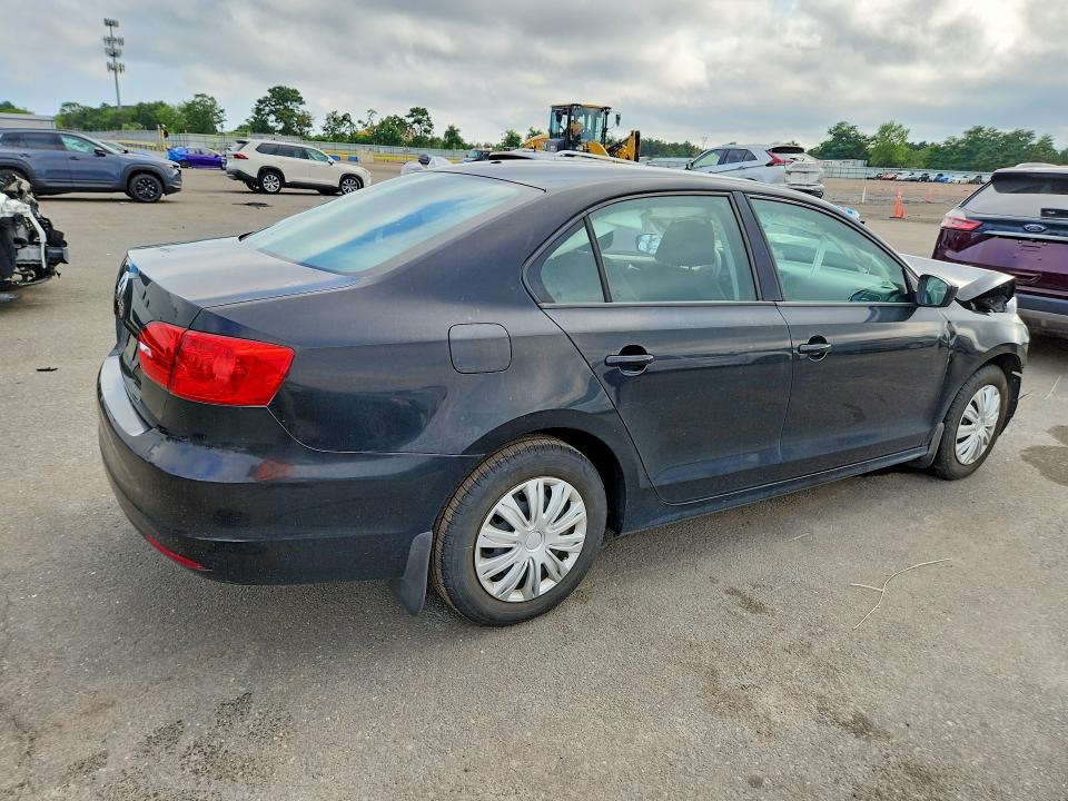 65333846 :رقم المزاد ، 3VW2K7AJ6EM381941 vin ، 2014 Volkswagen Jetta مزاد بيع