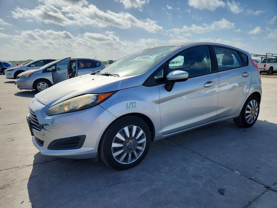 65196086 :رقم المزاد ، 3FADP4TJ4GM172036 vin ، 2016 Ford Fiesta مزاد بيع