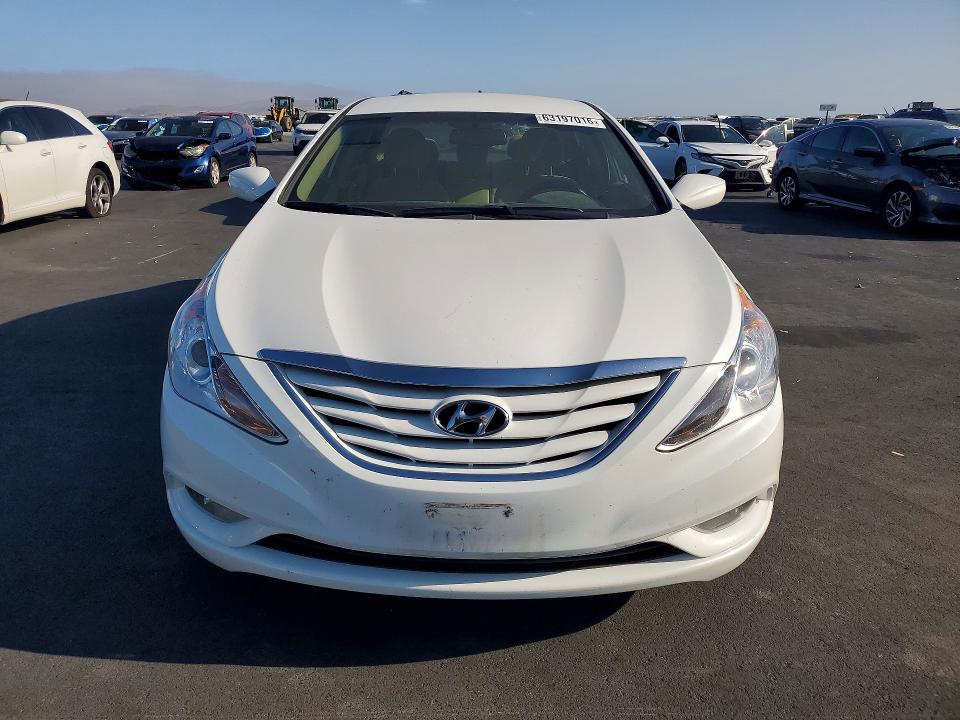 Продажа на аукционе авто 2013 Hyundai Sonata, vin: 5NPEB4AC1DH710016, номер лота: 63197016