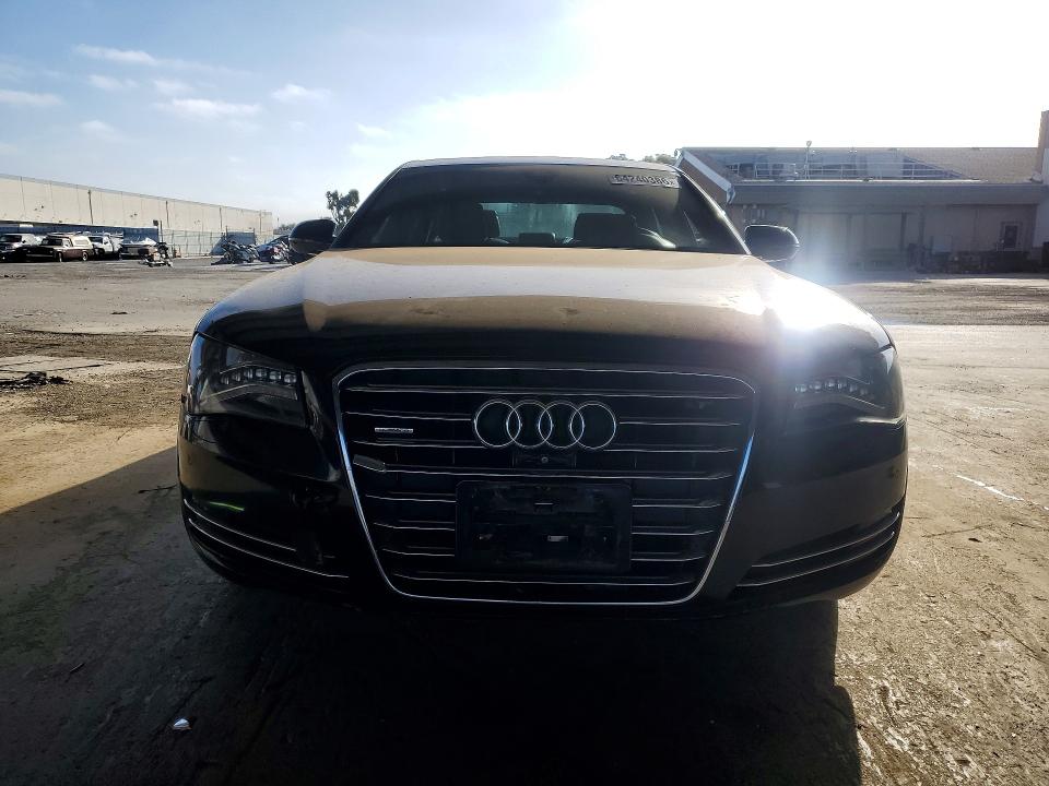 Продажа на аукционе авто 2013 Audi A8, vin: WAUAGAFD7DN018727, номер лота: 64240386