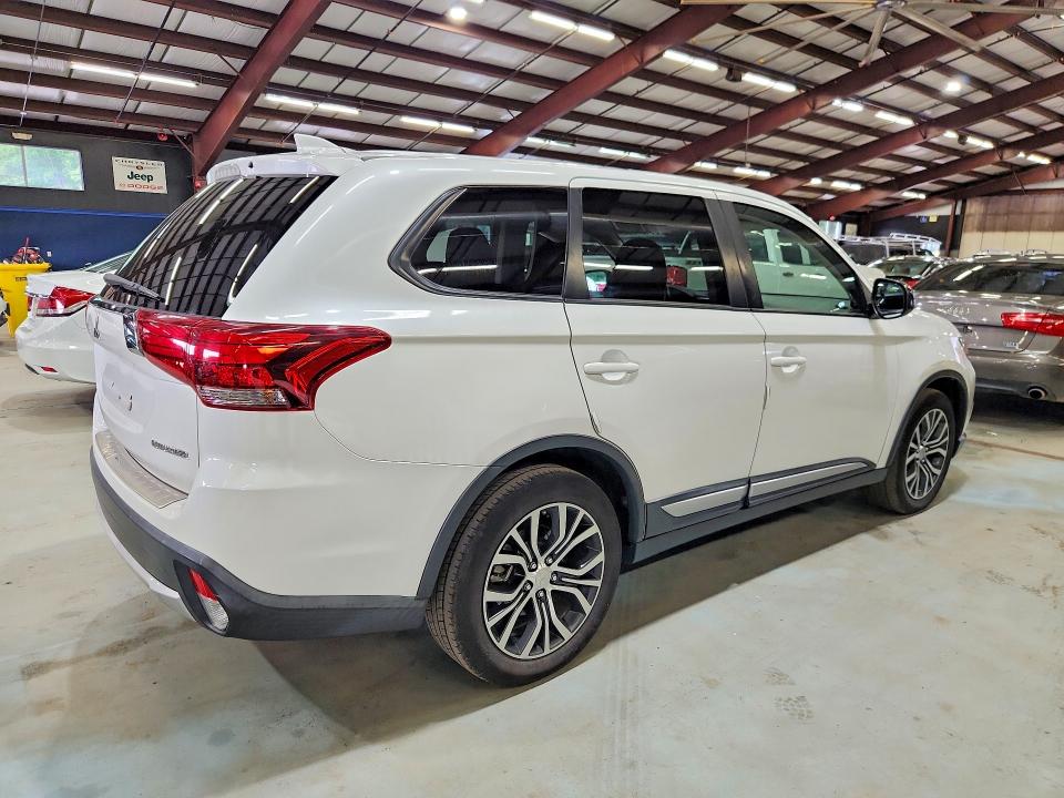 Aukcja sprzedaży 2017 Mitsubishi Outlander, vin: JA4AD2A33HZ000511, numer aukcji: 67427086