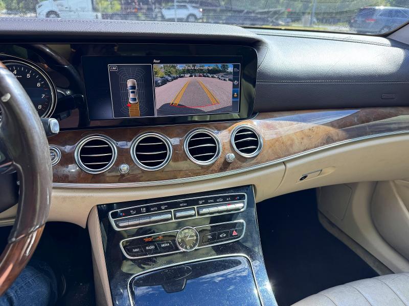 66846896 :رقم المزاد ، WDDZF4JB3HA210133 vin ، 2017 Mercedes-benz E مزاد بيع